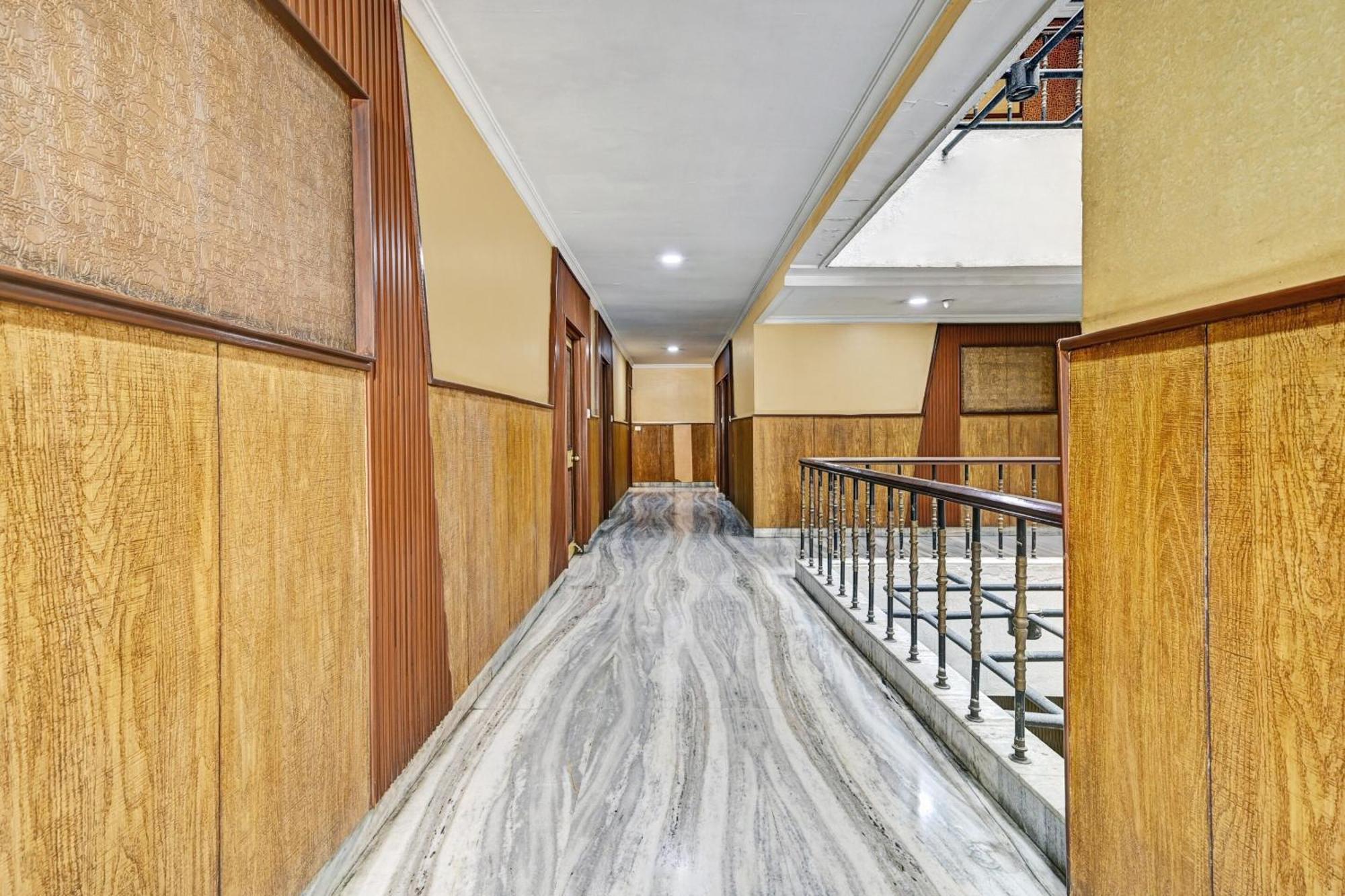 Super Townhouse Oak Hotel Belsons Taj Mahal سيكَندراباد المظهر الخارجي الصورة