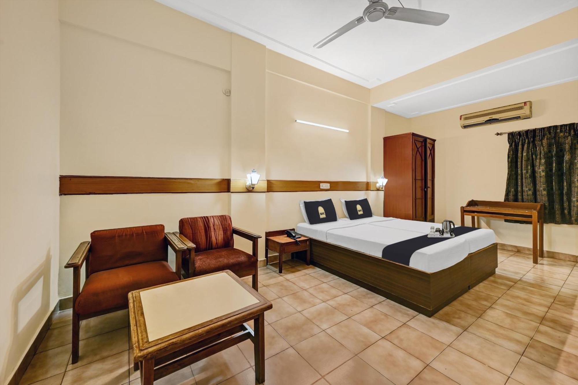 Super Townhouse Oak Hotel Belsons Taj Mahal سيكَندراباد المظهر الخارجي الصورة